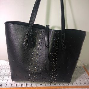 COACH Market Tote in Pebble Leather.